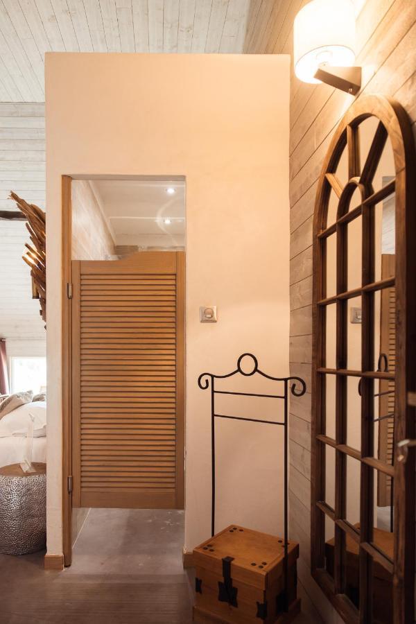 Abri Cosy - Suite Romantique En Camargue Saint-Gilles  Buitenkant foto