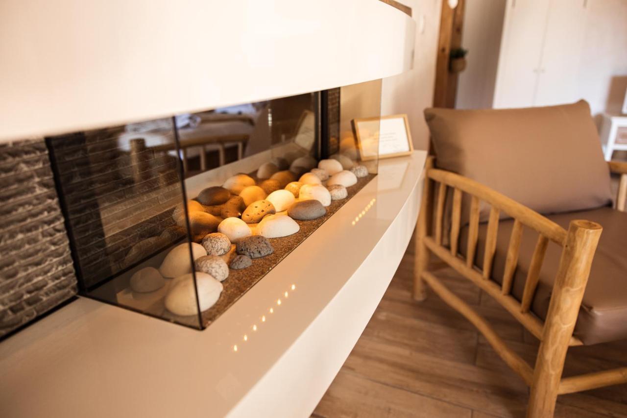 Abri Cosy - Suite Romantique En Camargue Saint-Gilles  Buitenkant foto