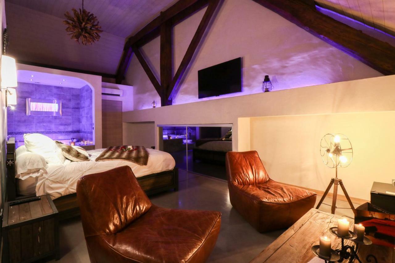 Abri Cosy - Suite Romantique En Camargue Saint-Gilles  Buitenkant foto